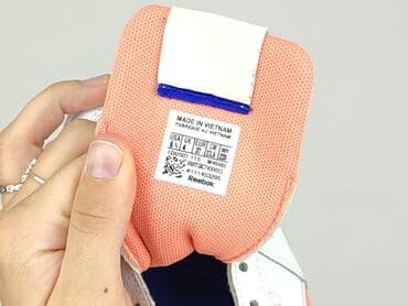 trampki do sukienki wieczorowej: Reebok, Sneakersy damskie, 38.5, stan - Idealny — 6