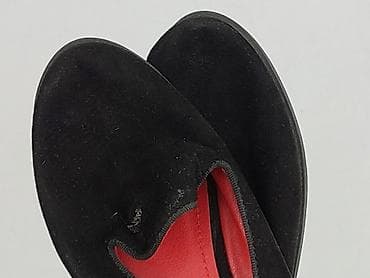 klapki yezzy: Czarne damskie mokasyny/loafery - Rozmiar: 38 (oznaczenie na — 6