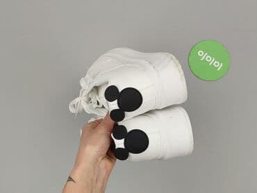 Жінкам: Кросівки жіночі, 41 на lalafo.pl — 6 Жінкам: Кросівки жіночі, 41 — 6