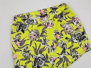 pull and bear krótkie spodenki: Ayanapa, Szorty damskie, rozmiar L — 1