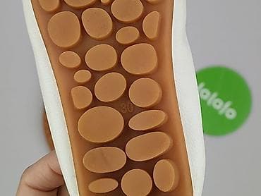 hm top basic: Półbuty 30, Używany — 4