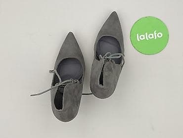 nike 38.5: Flat shoes for women, size 37 — 2