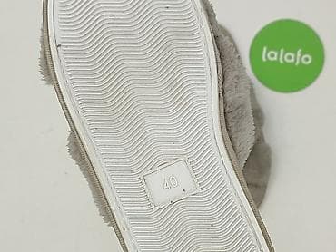 klapki pluszowe nike: Kapcie damskie, rozmiar 40 — 4