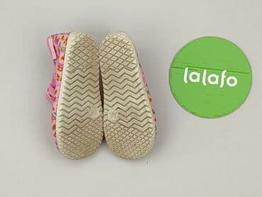 sukienka na wesele dla niemowlaka: Взуття для немовлят, Wojtylko, 22, стан - Дуже гарний на lalafo.pl — 3 sukienka na wesele dla niemowlaka: Взуття для немовлят, Wojtylko, 22, стан - Дуже гарний — 3