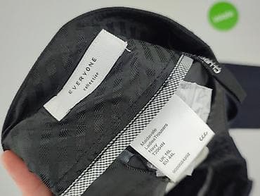 pull and bear garnitury: Spodnie garniturowe dla mężczyzn, rozmiar L — 4