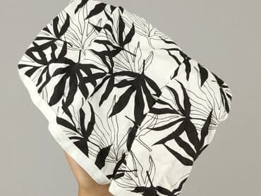 krótkie spodenki zimą: Primark, Szorty damskie, rozmiar 2XS — 5