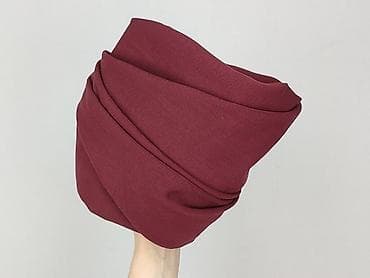 Ubrania damskie: Spodnie 3/4 damskie, rozmiar S — 5