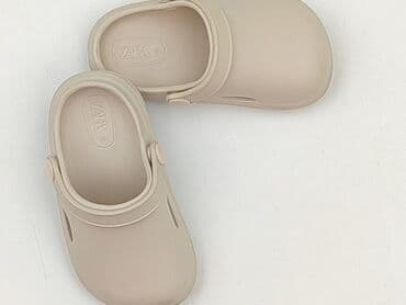allegro sandały crocs: Buciki niemowlęce, Zara, 22, stan - Idealny — 1