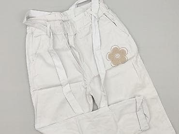 jeansy modelujące: Białe damskie spodnie z wiązaniem w pasie i aplikacją kwiatu - Krój — 1