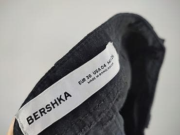 pull and bear dzwony: Bershka, Штани карго жіночі, розмір S — 4