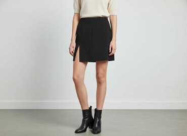 czarne spódnice mini z rozcięciem: Spódnica damska, rozmiar XS — 1