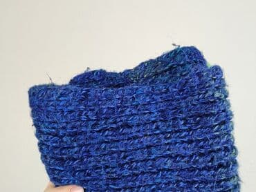 h: Tube scarf, Female, condition - Good — 4