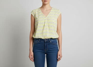 Women's blouse, size S at lalafo.pl Women's blouse, size S