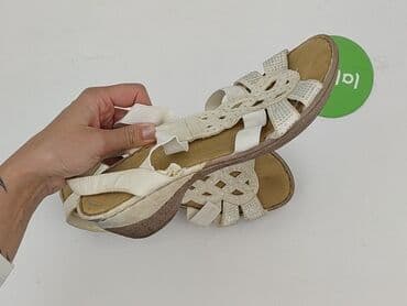 sandały koturna ccc: Sandals for women, size 39 — 5