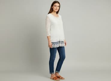 reserved biała bluzka z koronką: Women's blouse, size M — 1