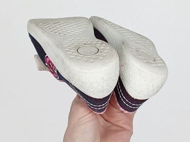 biale sandały deezee: Slippers 28, Used — 5
