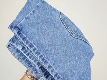 krótkie spodenki i nogi z cellulitem: Denim, Szorty damskie, M — 5