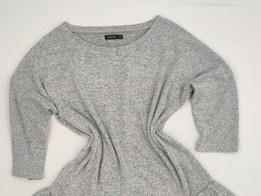 cargo reserved: Women's blouse, size M — 1