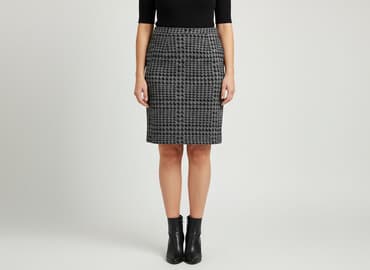 spódnico spodenki w pepitke: Soyaconcept, Women`s skirt, size 2XL — 1