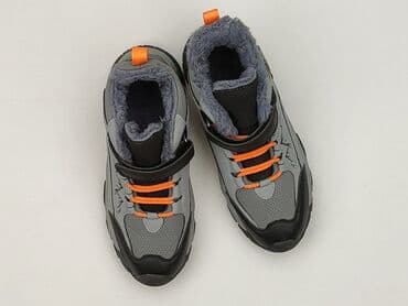 ccc kozaki beżowe: Sneakersy dla mężczyzn, 39 — 1