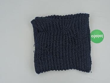 h: Scarf, Female, condition - Good — 2