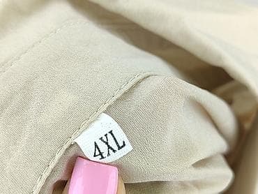 koszula modely: Koszula damska, rozmiar 4XL — 4