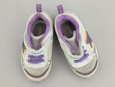 buty chłopięce ze świecącą podeszwą: Buty sportowe Geox, 21, Używany — 2