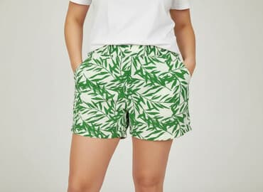 krótkie spodenki 5 10 15: Esmara, Szorty damskie, rozmiar 3XL — 1