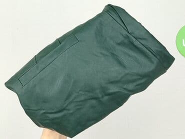 krótkie spodenki i nogi z cellulitem: Szorty damskie, rozmiar XL — 5