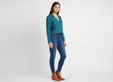 butelkowa zieleń ubrania: Bluzka damska, rozmiar L — 11