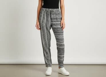 długie spodnie damskie dla wysokich: Spodnie materiałowe damskie, rozmiar S — 5