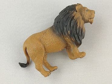 Świat dziecka: Figurka — 3