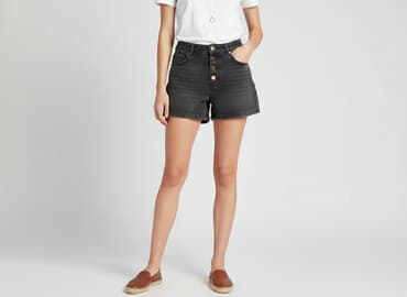 house krótkie spodenki damskie: Denim, Szorty damskie, rozmiar XS — 7