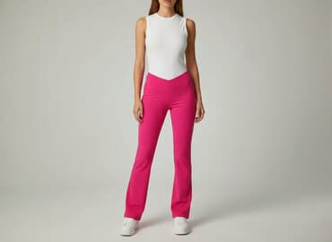 hello kitty spodnie shein: Shein, Material trousers for women, size M — 1