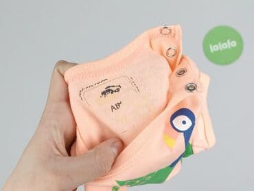 krótkie spodenki niemowlęce 74: Body, 1-3 months, 
condition - Perfect — 4