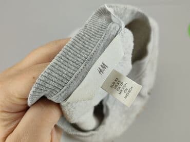 box z koszulkami piłkarskimi: H&M, Women`s sweatshirt, size XS (EU 34) — 4