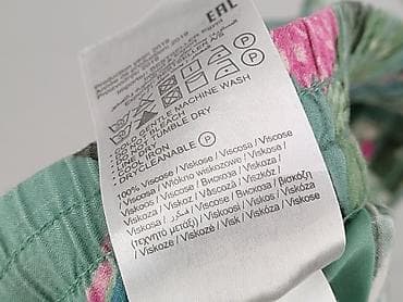 biale spodenki pull and bear: Vero Moda, Szorty damskie, rozmiar M — 5
