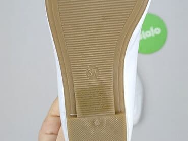 sandały damskie z zakrytą piętą ccc: Balerinki damskie, rozmiar 37 — 4