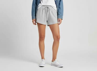 krótkie spodenki damskie z niskim stanem: Szorty damskie, rozmiar S — 1