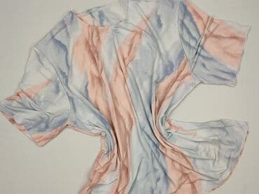 T-shirts: Women`s T-shirt, size One size