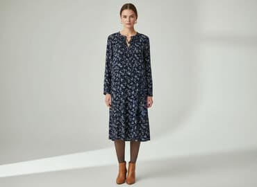 niebieska sukienka z długim rękawem: Women`s dress, size S — 1