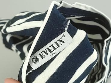 pull and bear bluza tupac: Women`s T-shirt, size XL — 5