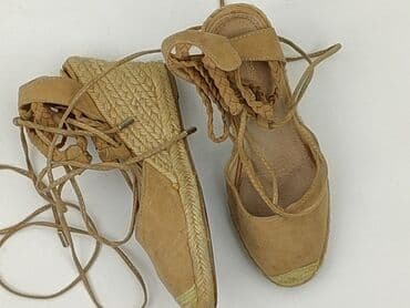 sandały na koturnie z pomponami: Sandały damskie, rozmiar 37 — 1