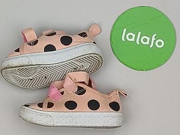 tanie zabawki: Buty sportowe 22, Używany — 3