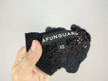 krótkie spodenki i marynarka: Afunguard, Women's blouse, size XS (EU 34) — 4
