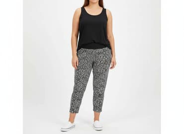 koszula z bambusem meme: Spodnie 3/4 damskie, rozmiar 3XL — 1