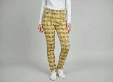 strona z używanymi ubraniami: Material trousers for women, size 2XL — 1