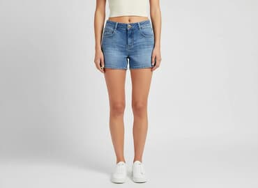 krótkie spodenki tommy hilfiger allegro: Shorts for women, size M — 1