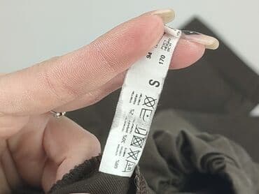 krótkie spodenki w pracy a bhp: Spodnie materiałowe damskie, rozmiar S — 4