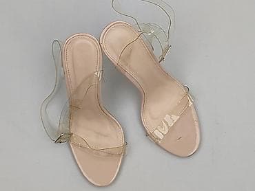 Жіноче взуття: Босоніжки жіночі, розмір 39 — 1